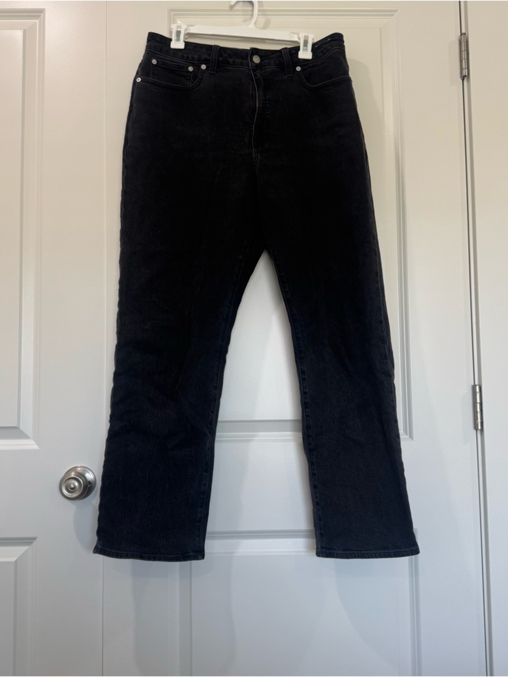Madewell Curvy 90’s Straight-Leg Jeans in Black